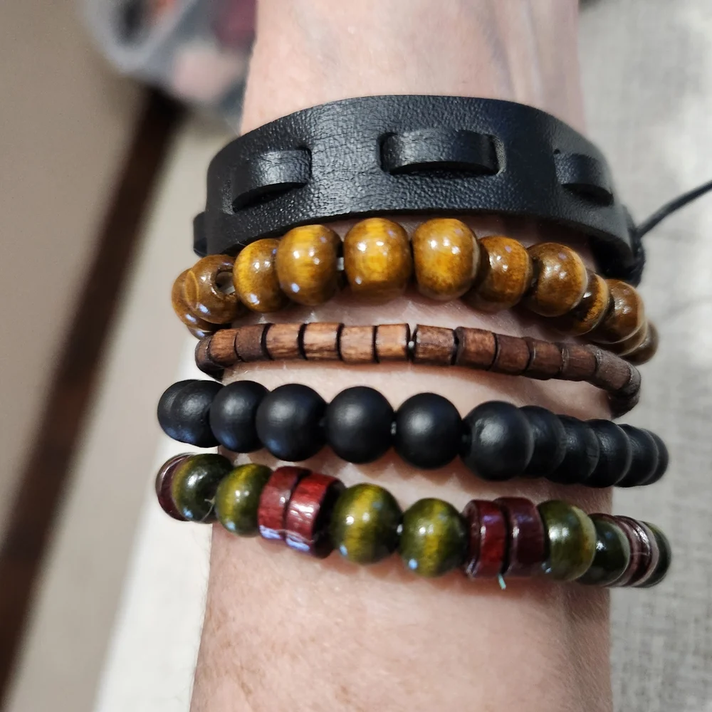 Nwot Mens Multicolor Beaded & Leather Bracelet Set